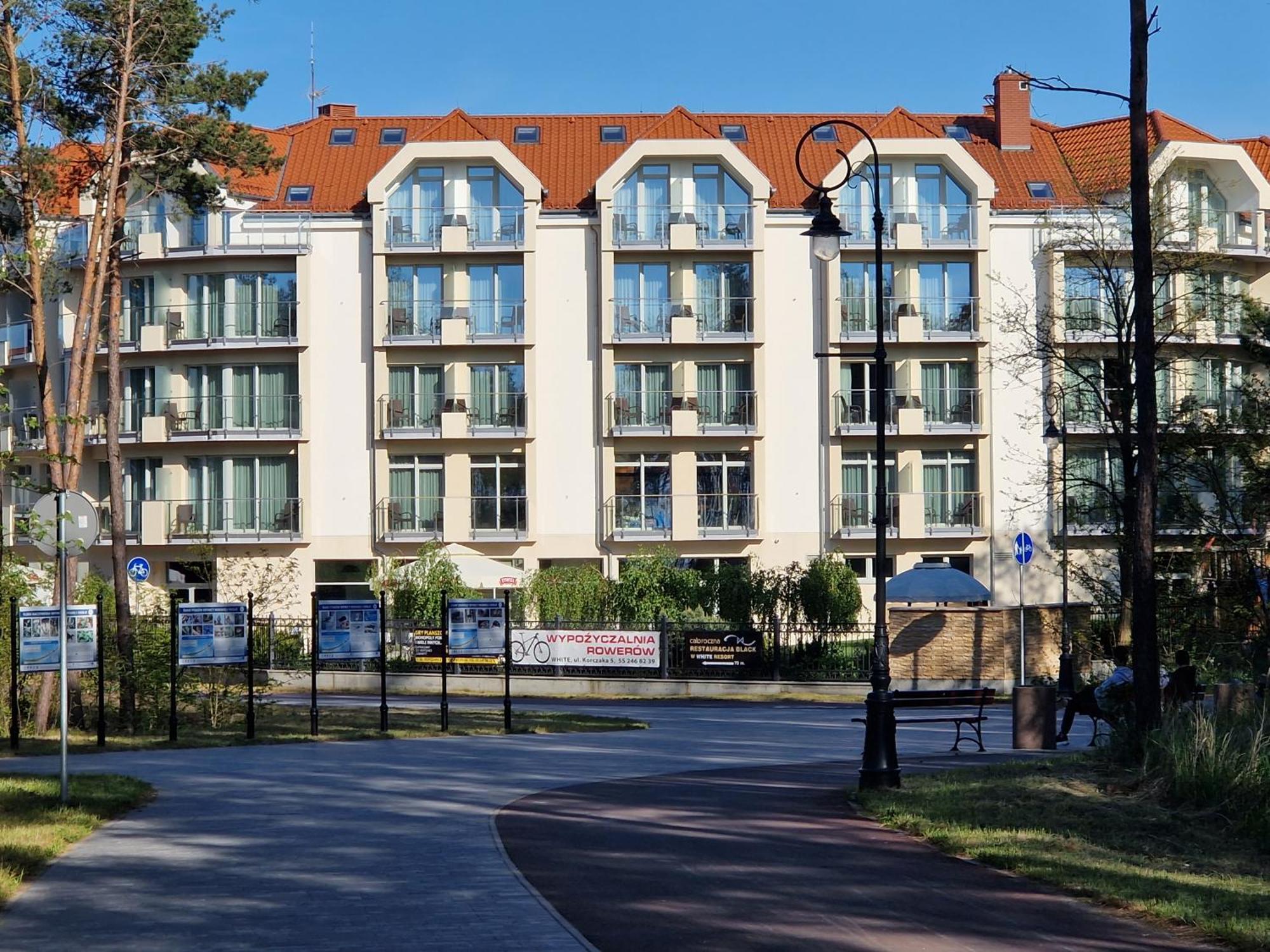 Hotel White Krynica Morska Exteriör bild